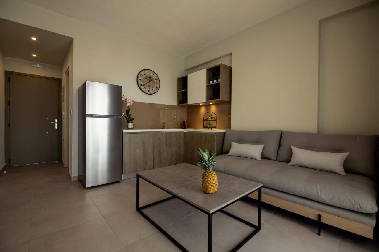 Le Grand Reve Aparthotel Gerakini Exterior photo