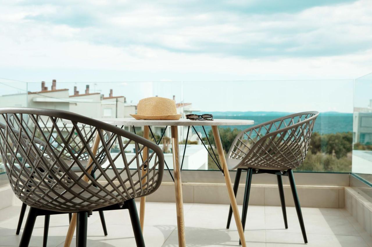 Le Grand Reve Aparthotel Gerakini Exterior photo