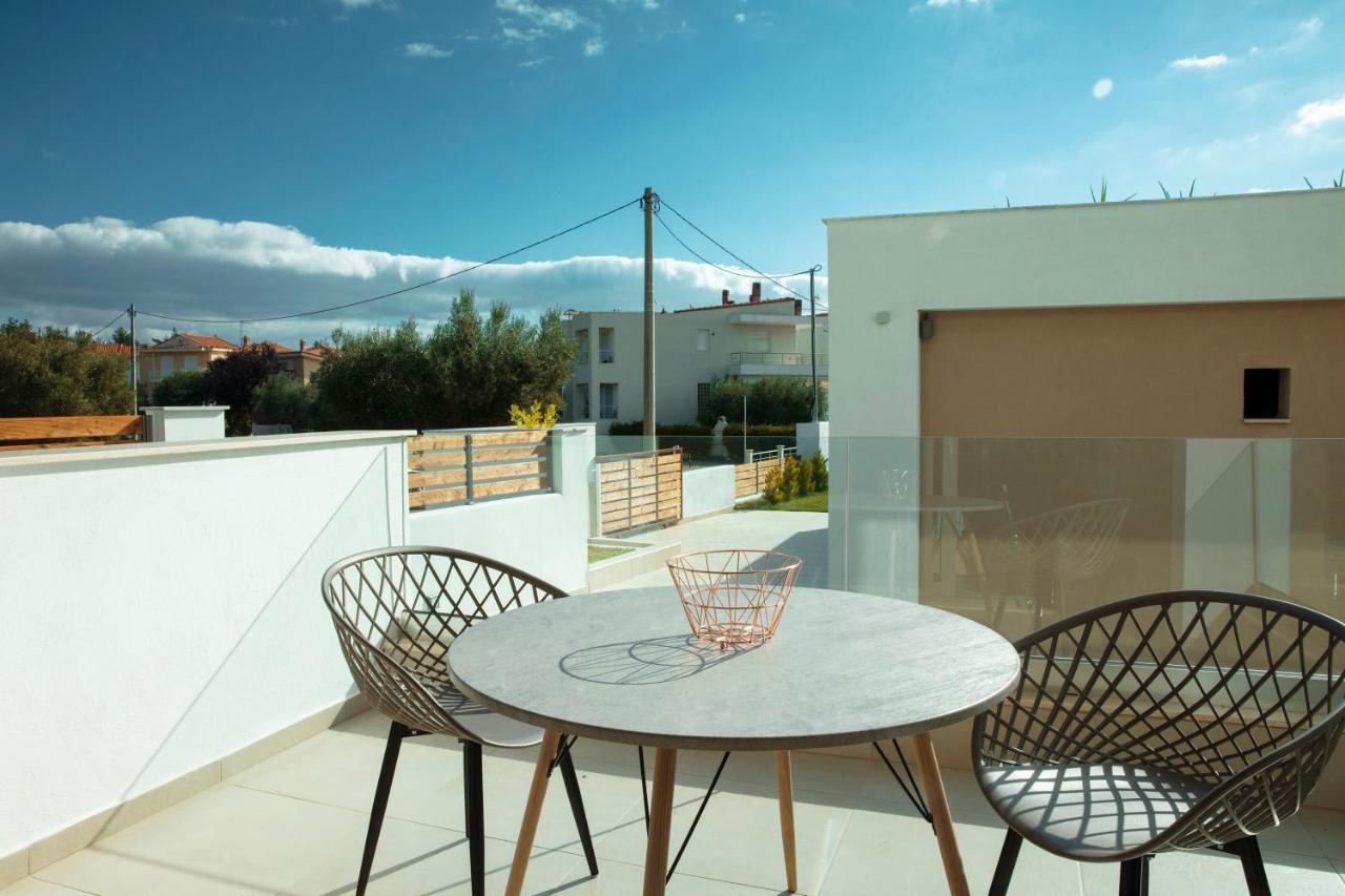 Le Grand Reve Aparthotel Gerakini Exterior photo